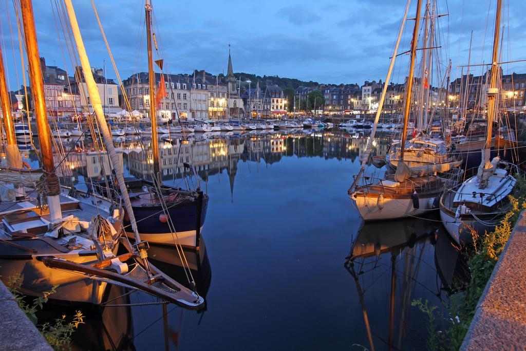 Entre Terre Et Hotel